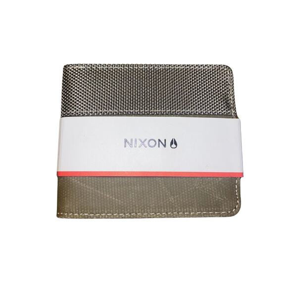 Nixon Leather Logo Origami Showdown Falcon Brown Canvas BiFold Wallet NWT - Picture 1 of 4